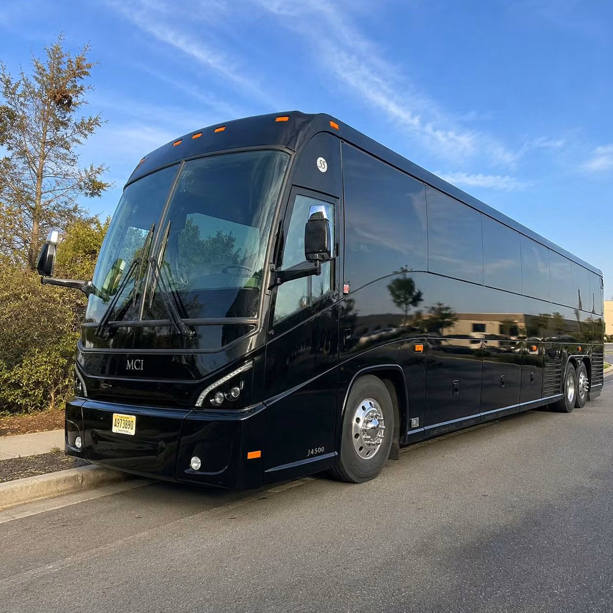 long distance charter bus rentals from bellevue to portland oregon